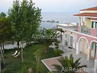 Balcony Hotel 6